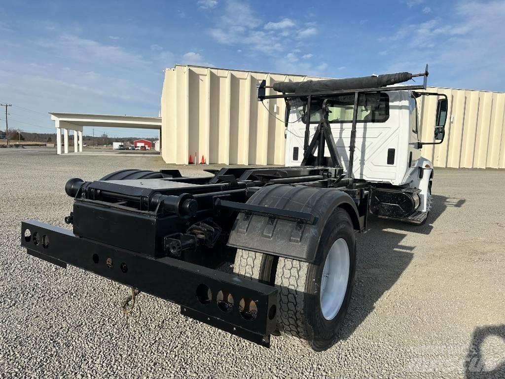 International 4400 Komunalni tovornjaki