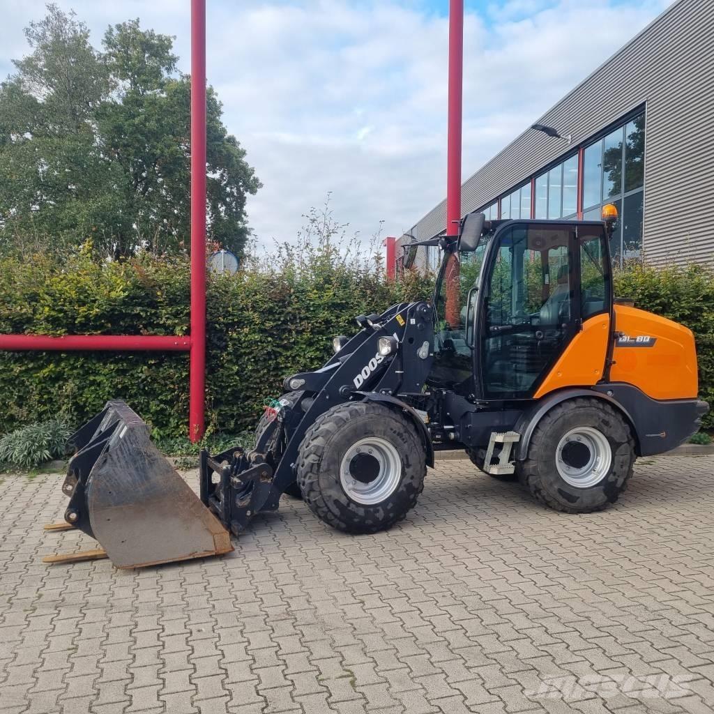 Doosan DL 80-7 Kolesni nakladalci