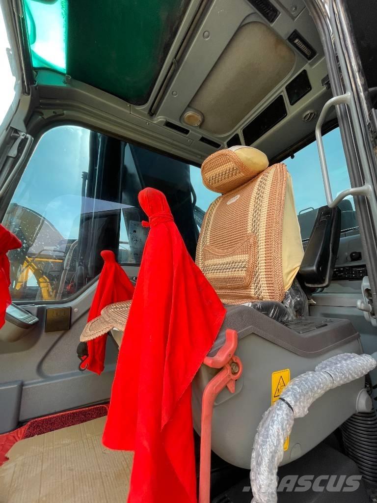 Volvo EC 290 Bagri goseničarji