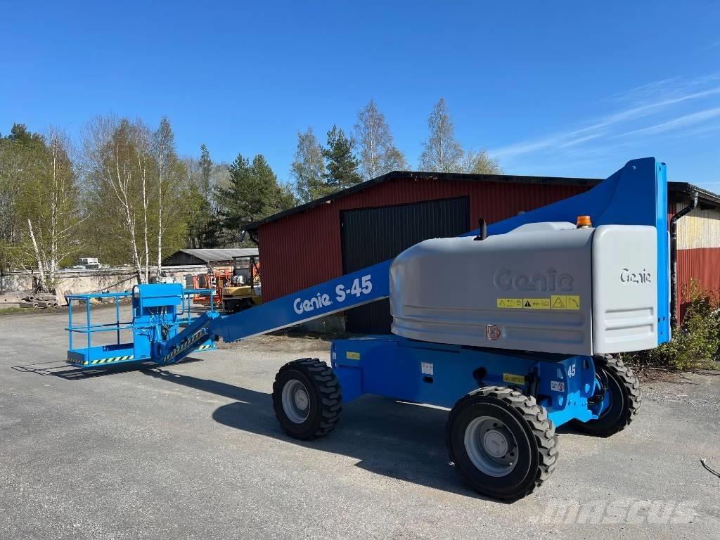 Genie S 45 Zglobne dvižne ploščadi