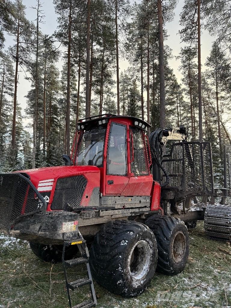 Komatsu 875 Forwarderji