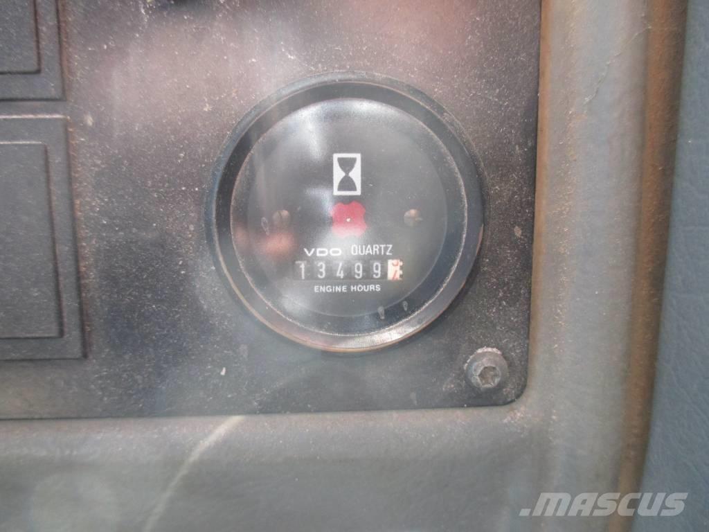 Volvo L 180 E Kolesni nakladalci