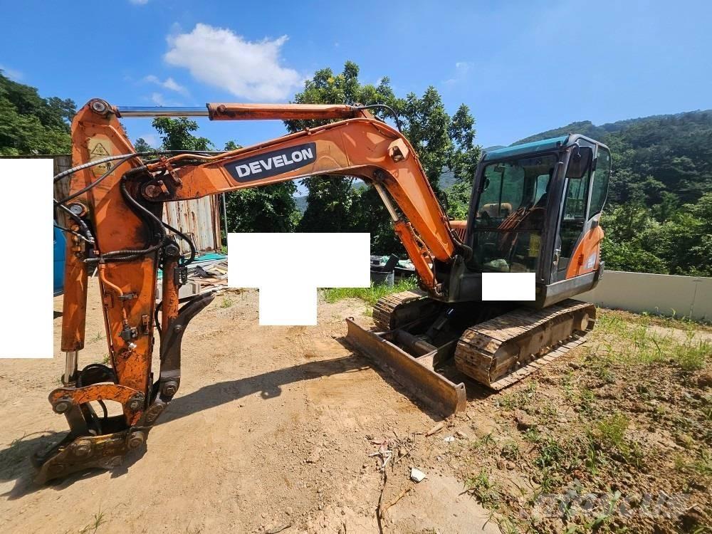 Doosan DX 55 Mini bagri <7t