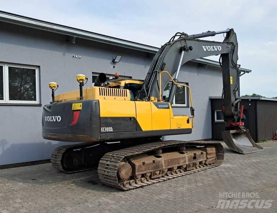 Volvo EC 300 D L Bagri goseničarji