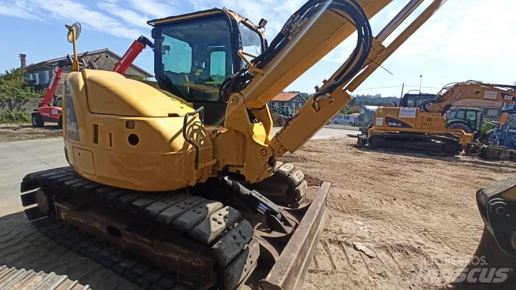 Komatsu PC118MR-8 Bagri goseničarji