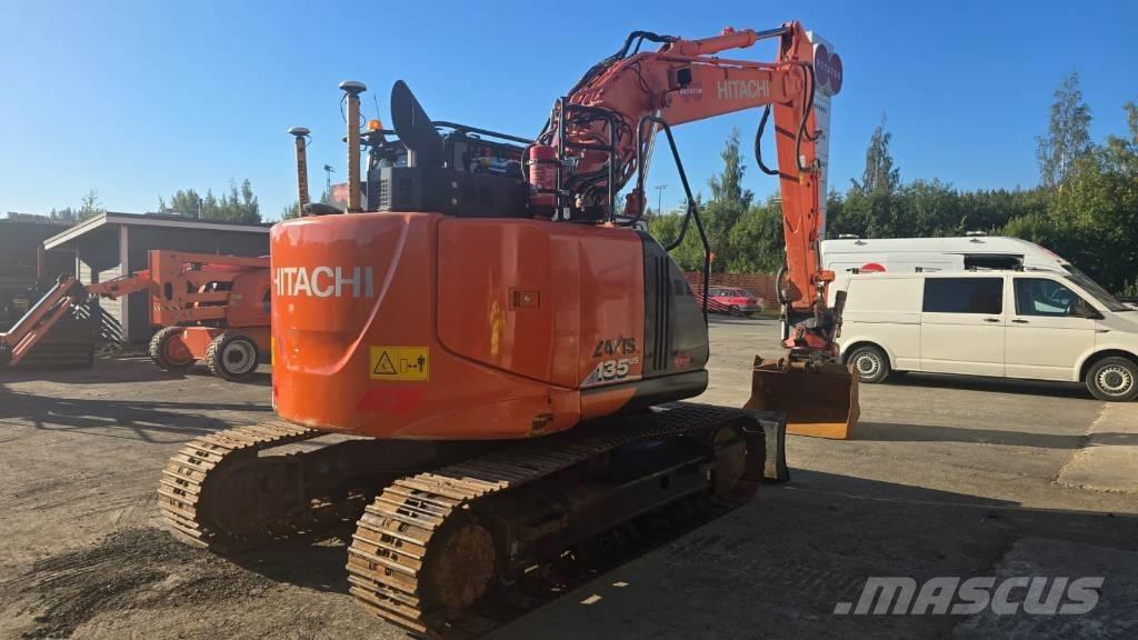 Hitachi ZX 135 US-6 Bagri goseničarji