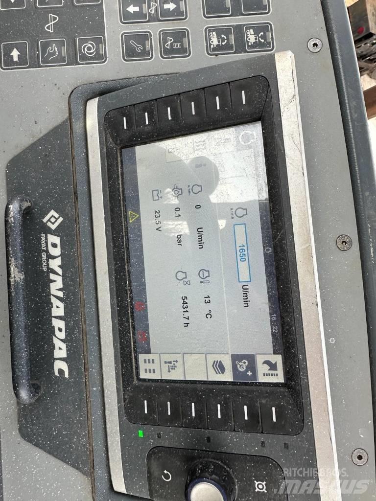 Dynapac SD 1800 W Asfaltni finišerji