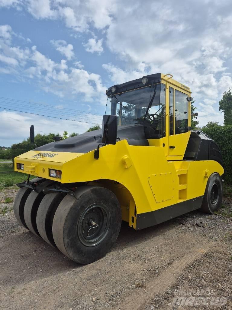 Bomag BW 24 R H Kolesni valjarji s pnevmatikami