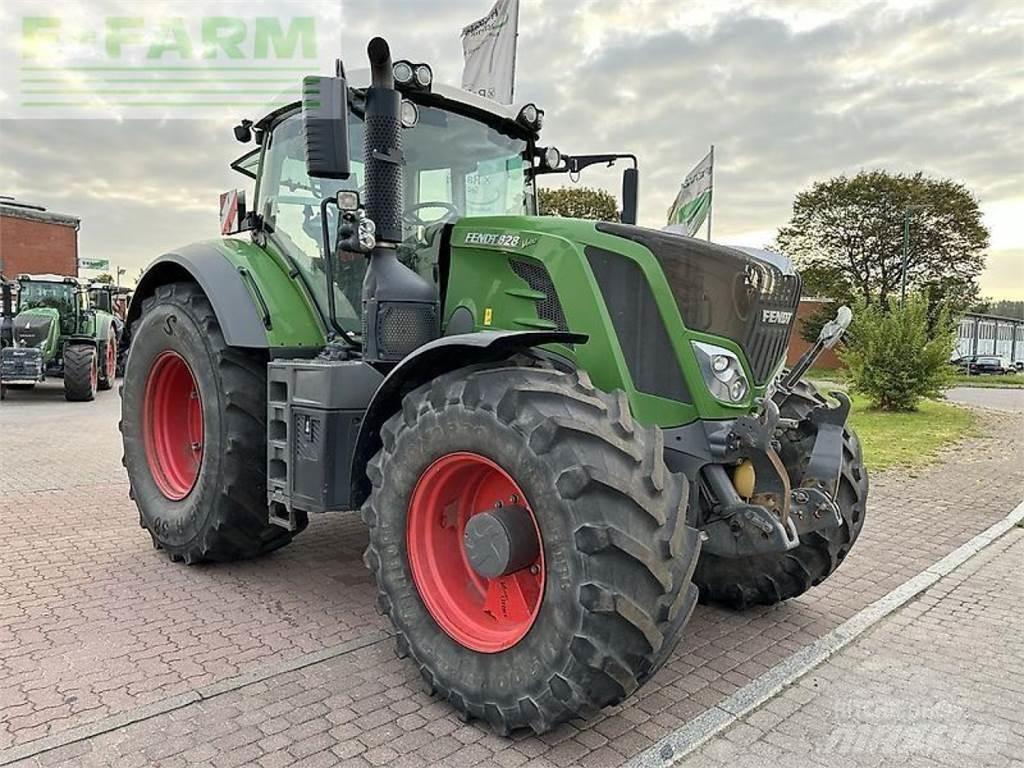 Fendt 828 vario s4 Traktorji