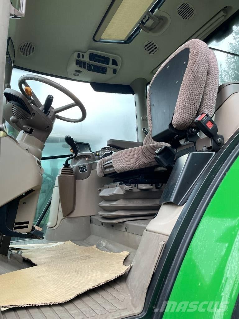 John Deere 6115R Traktorji