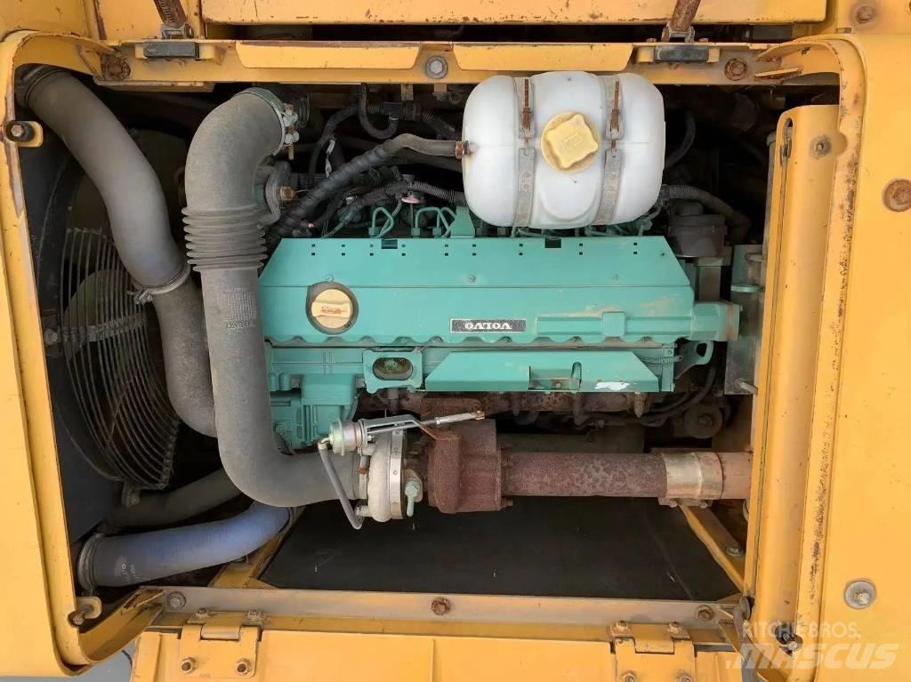 Volvo EC210D Bagri goseničarji