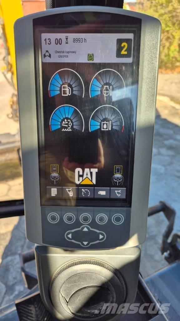 CAT M 313 D Bagri na kolesih