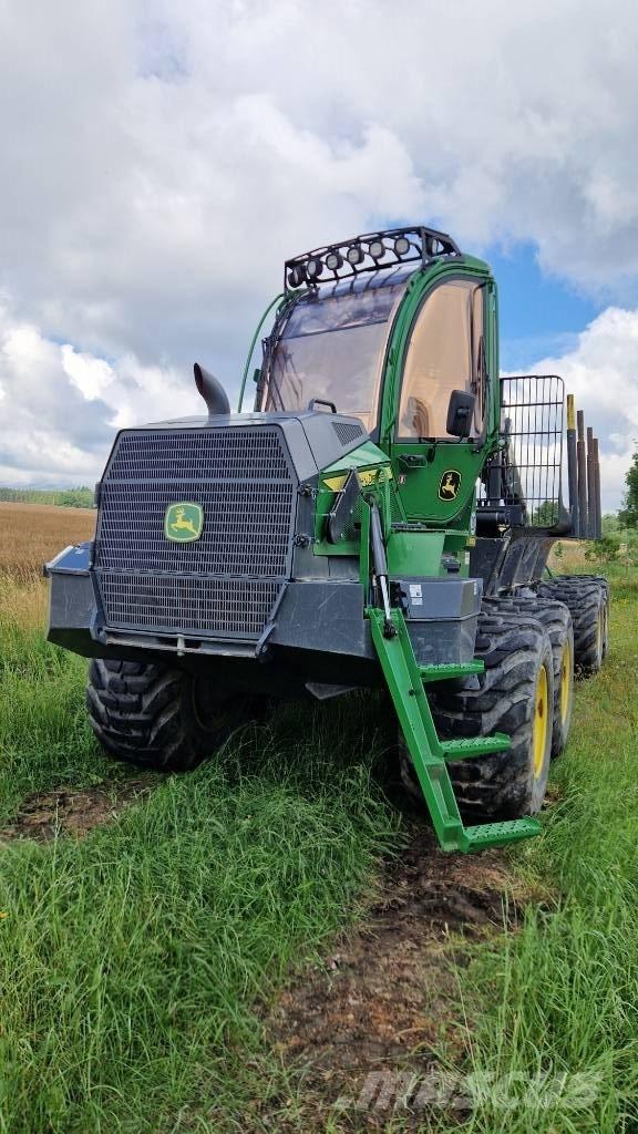 John Deere 1010G Forwarderji