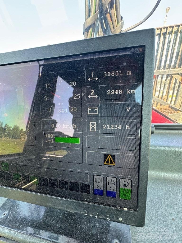 Komatsu 840.4 Forwarderji
