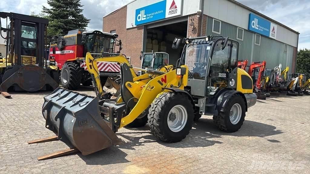 Wacker Neuson WL44 Kolesni nakladalci