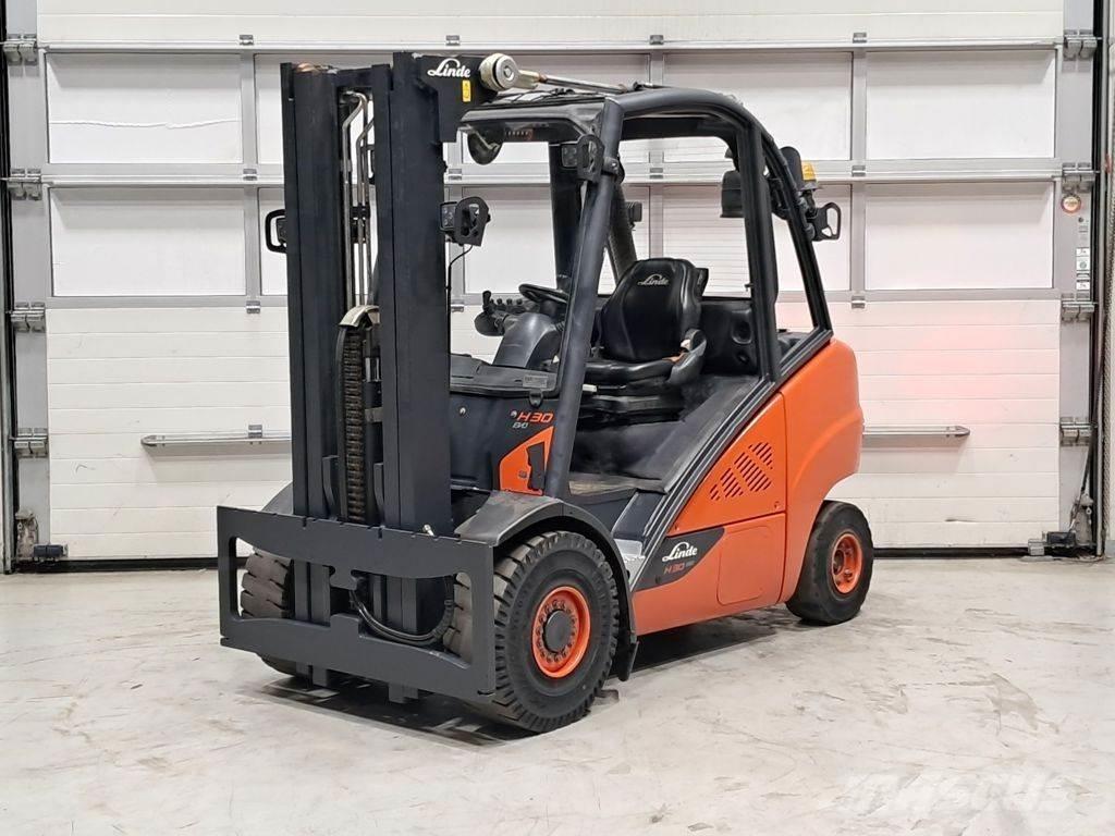 Linde H30D-02 Dizelski viličarji