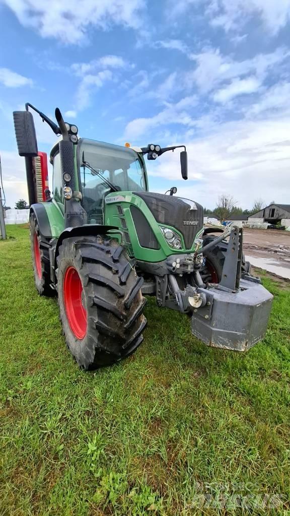 Fendt 516 Vario Traktorji