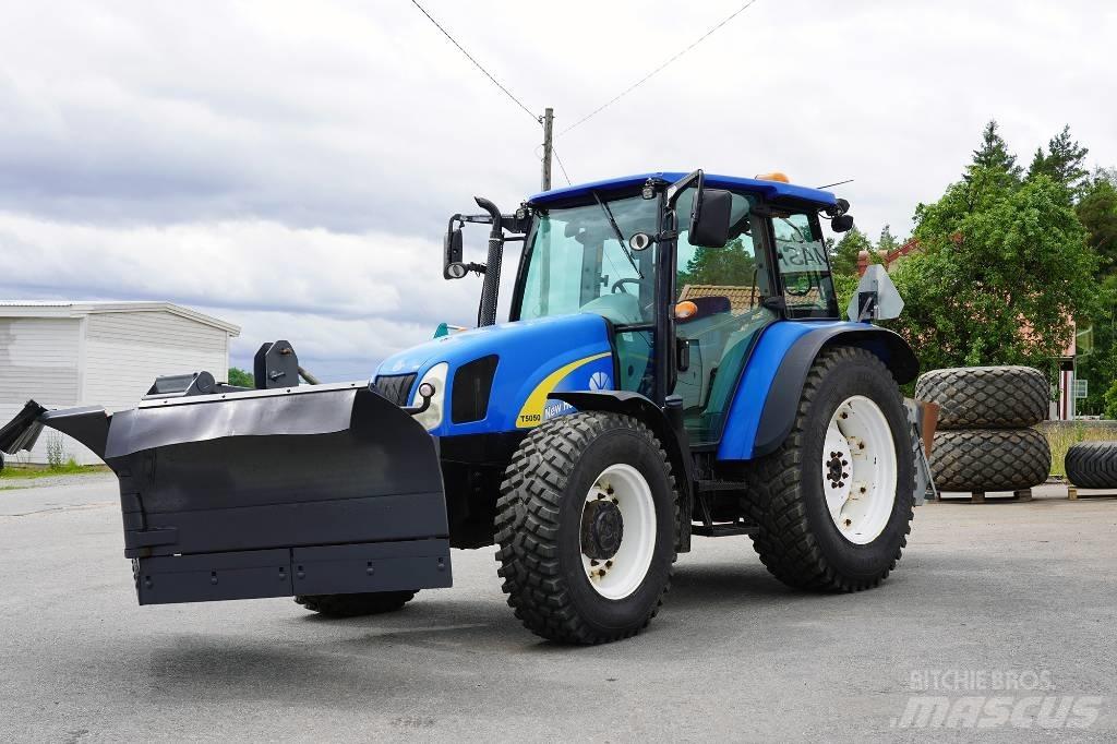 New Holland T 5050 Traktorji