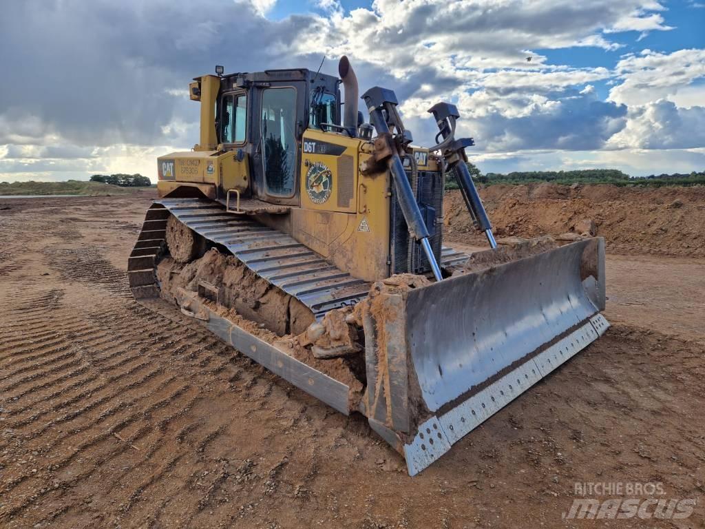 CAT D 6 T LGP Buldožerji goseničarji
