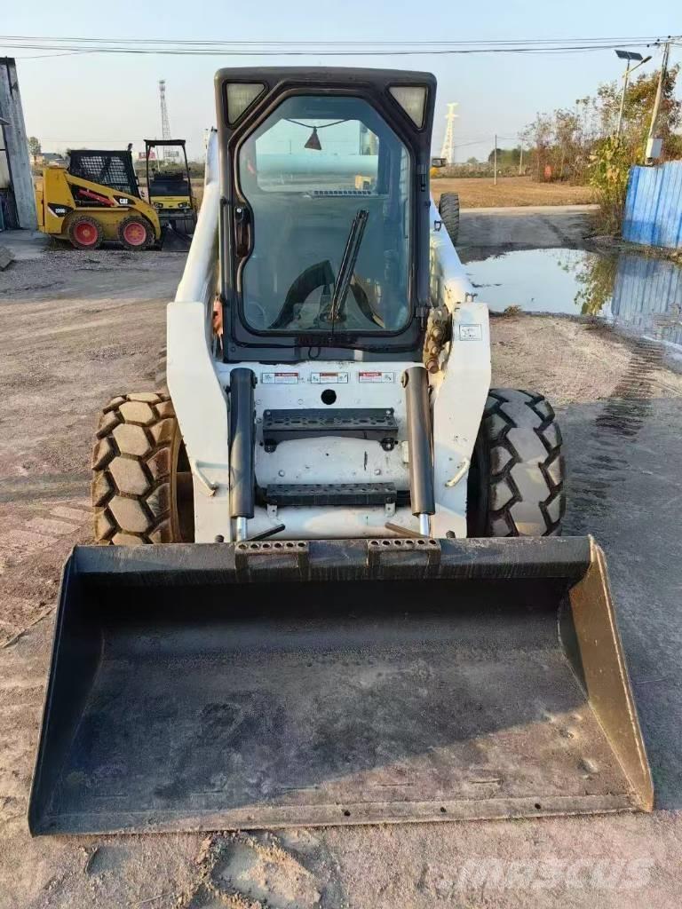 Bobcat S 300 Skid steer mini nakladalci