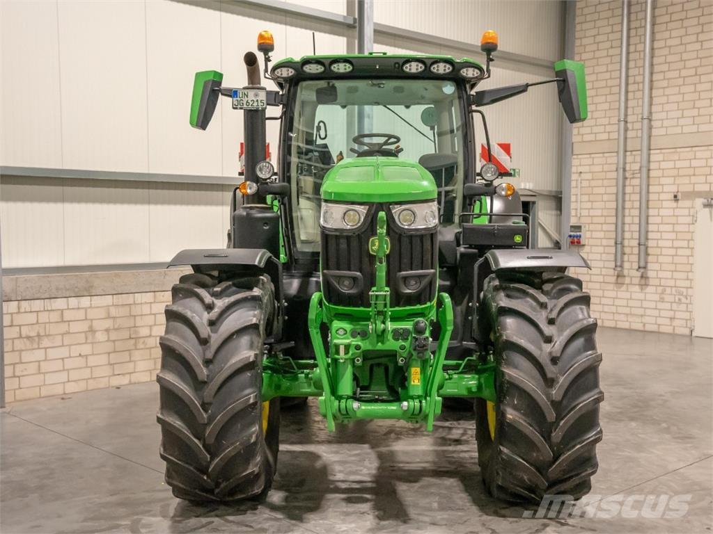John Deere 6R215 Traktorji