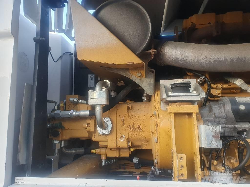 CAT M 316 D Bagri na kolesih