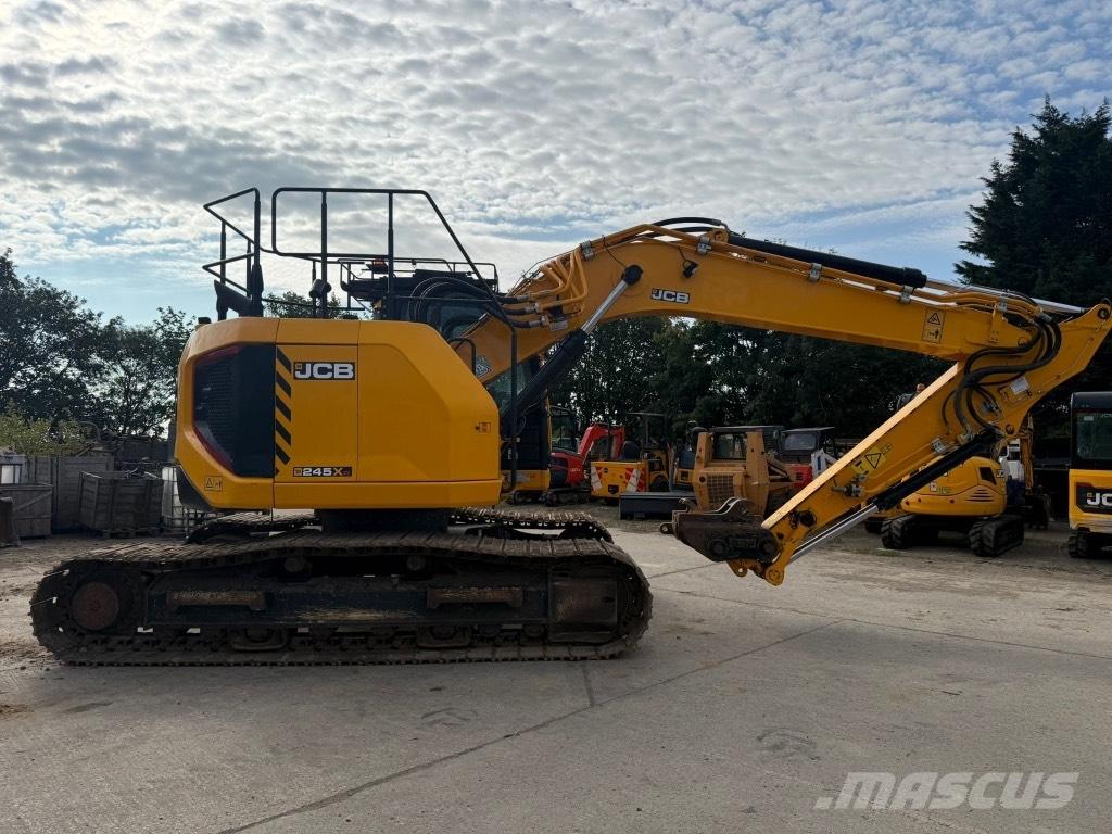 JCB 245 XLR Bagri goseničarji