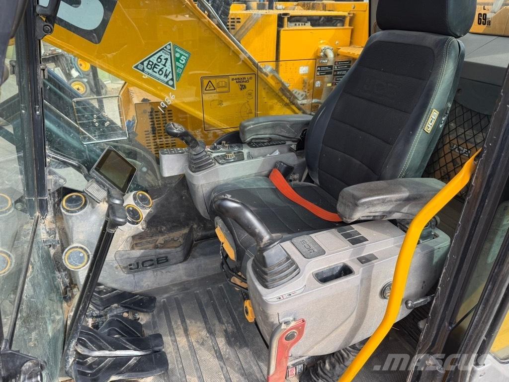 JCB 245 XLR Bagri goseničarji