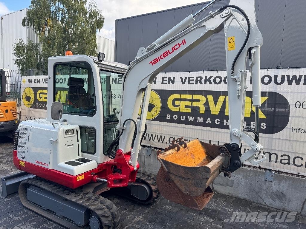 Takeuchi TB125 Mini bagri <7t