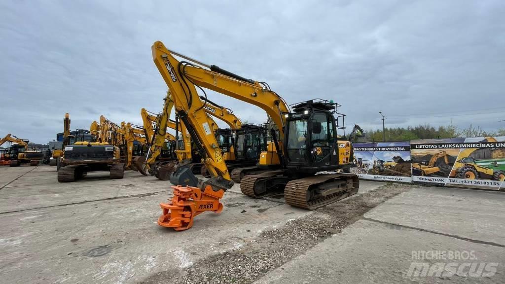 JCB JS 145 LC Bagri goseničarji