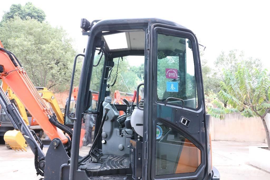 Hitachi ZX 55 USR Mini bagri <7t