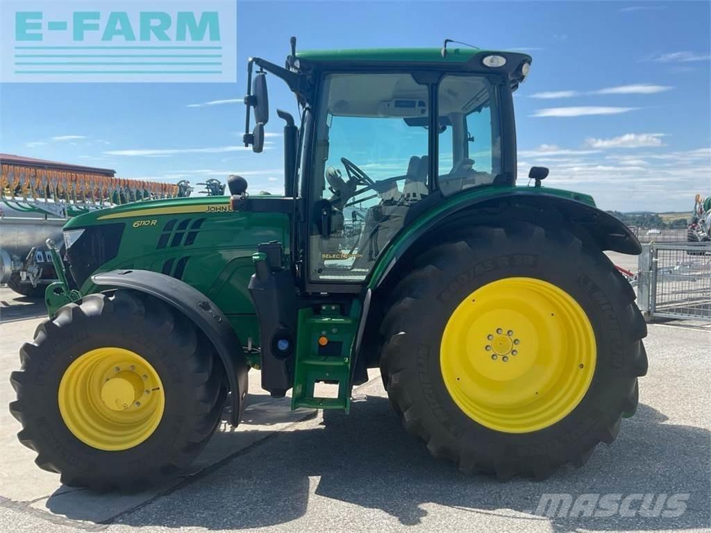 John Deere 6110R Traktorji