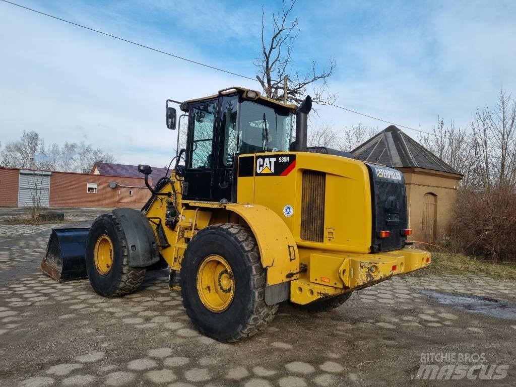 CAT 930 H Kolesni nakladalci