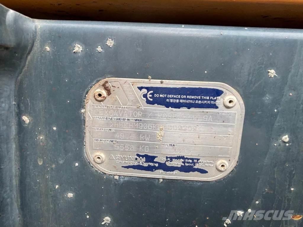 Hyundai R55W-9A Bagri na kolesih