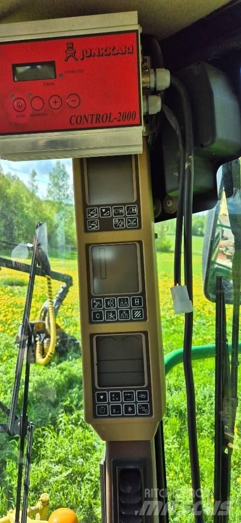 John Deere 7300 Stroji za krmo na lastni pogon