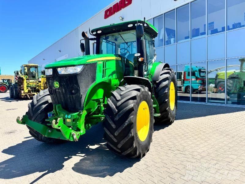 John Deere 7215 Traktorji