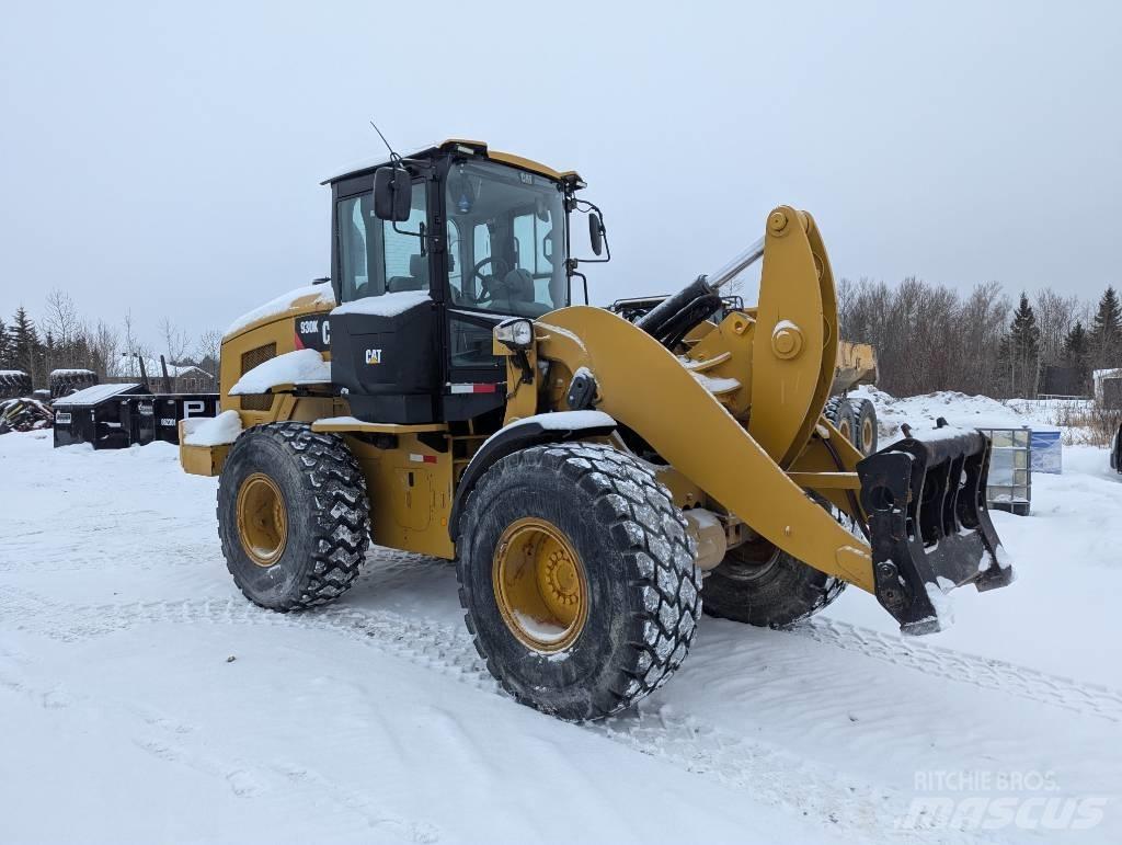 CAT 930 K Kolesni nakladalci