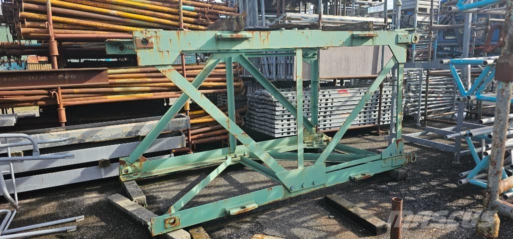 Potain F 15/15C Stolpni žerjavi