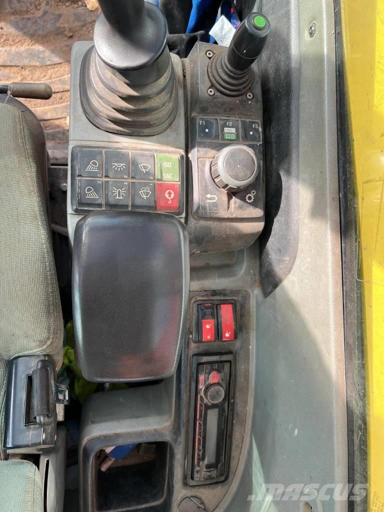 Neuson EZ 80 Midi bagri 7t – 12t