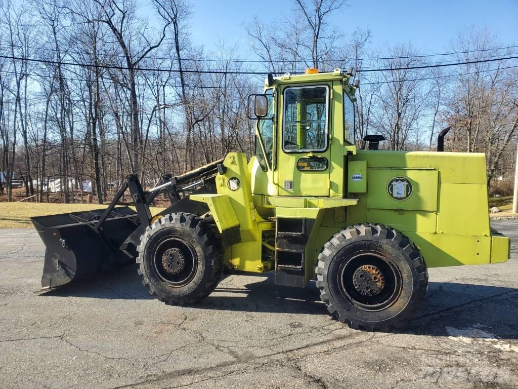 Clark Michigan 35C Kolesni nakladalci