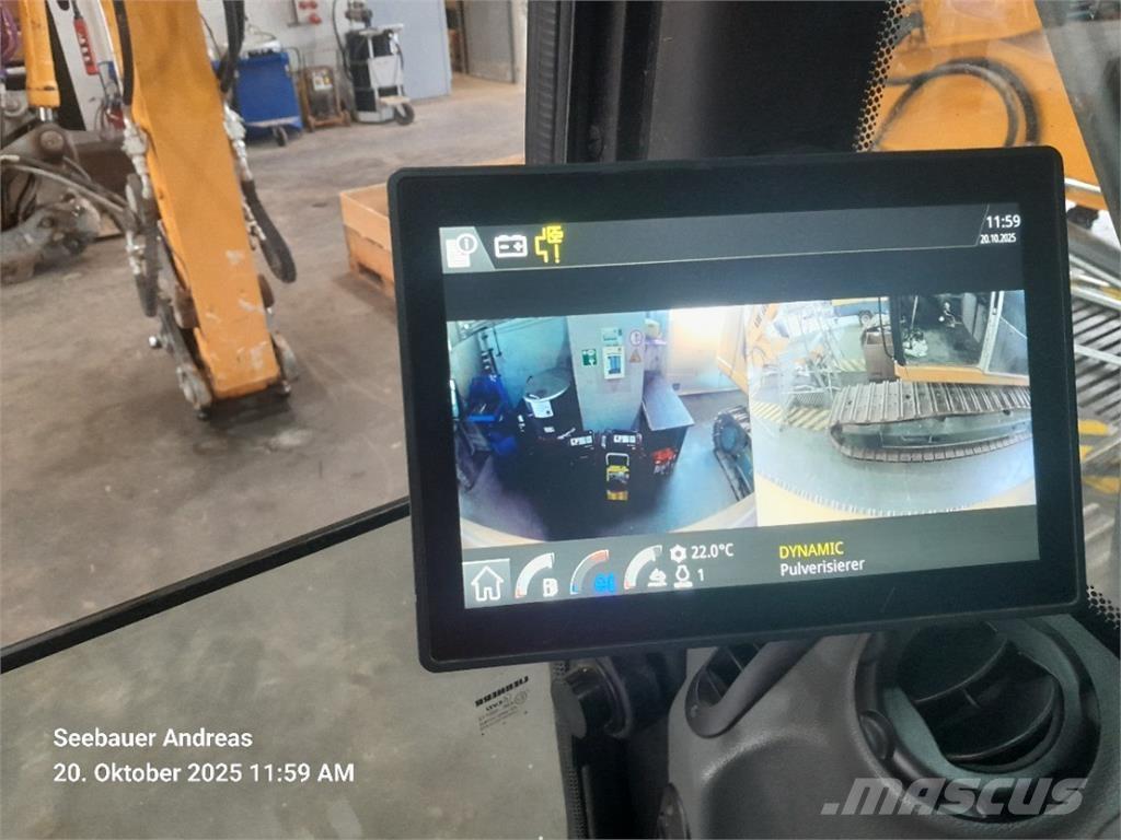 Liebherr R922 Bagri goseničarji