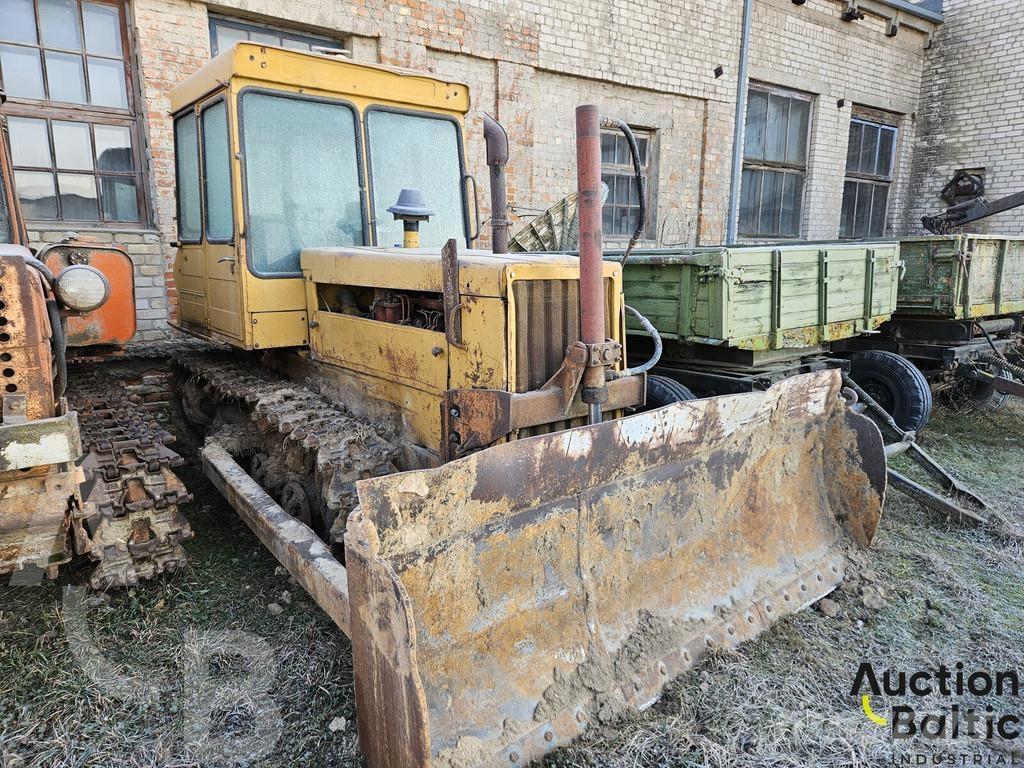  Onbekend DT-75 Traktorji