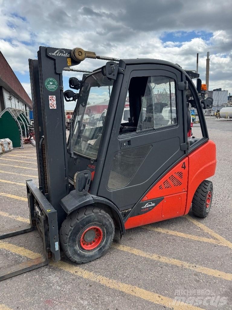 Linde H25D-02 Dizelski viličarji