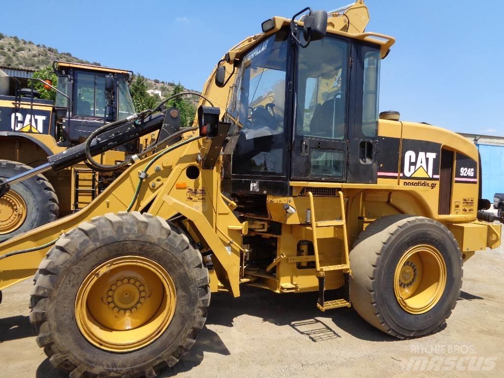 CAT 924 G Kolesni nakladalci