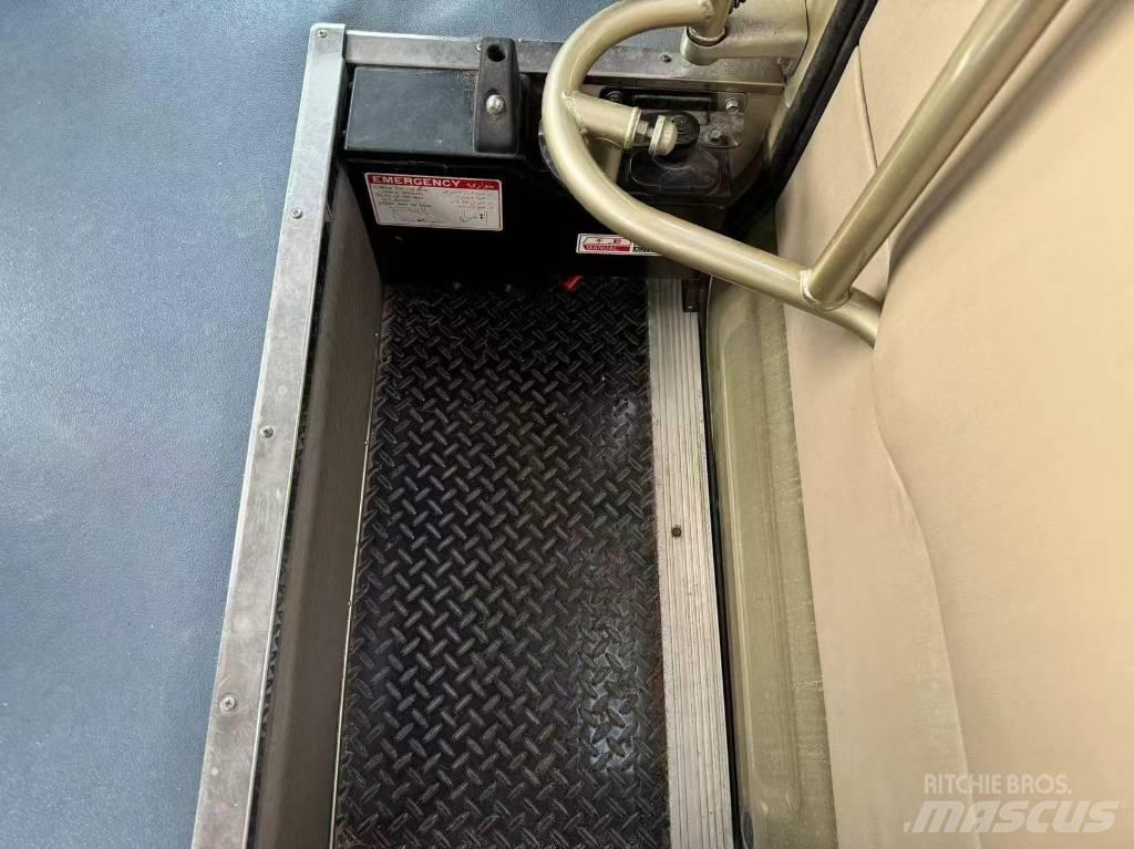 Toyota Coaster Bus Mini avtobusi