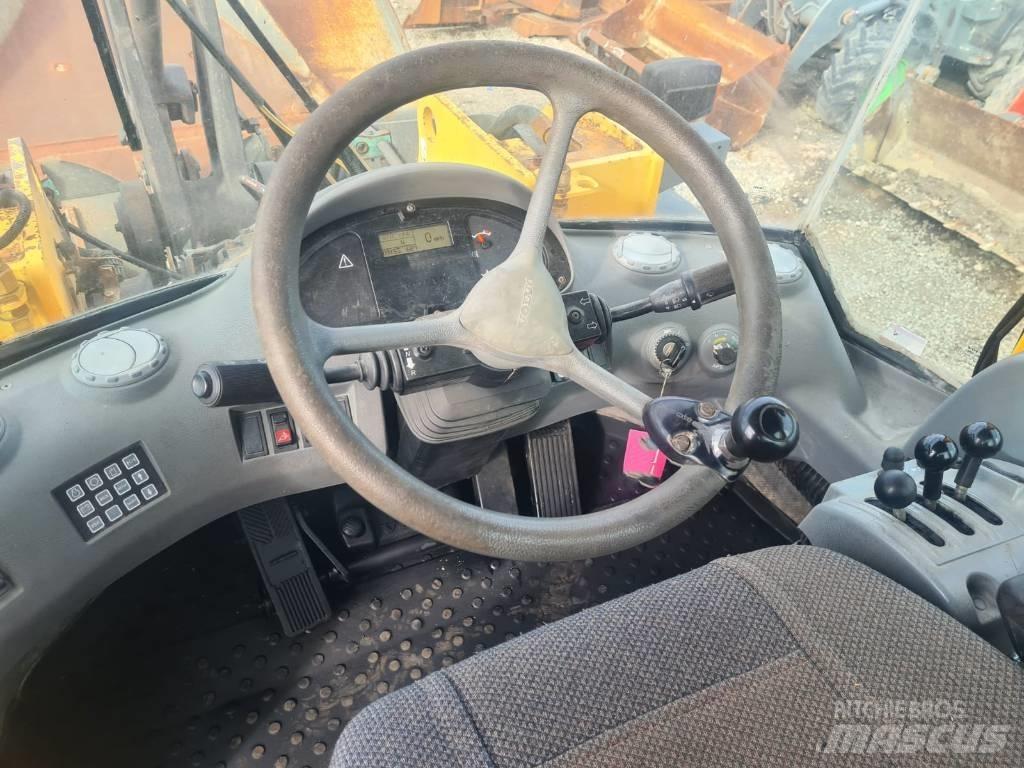 Volvo L 120 E Kolesni nakladalci