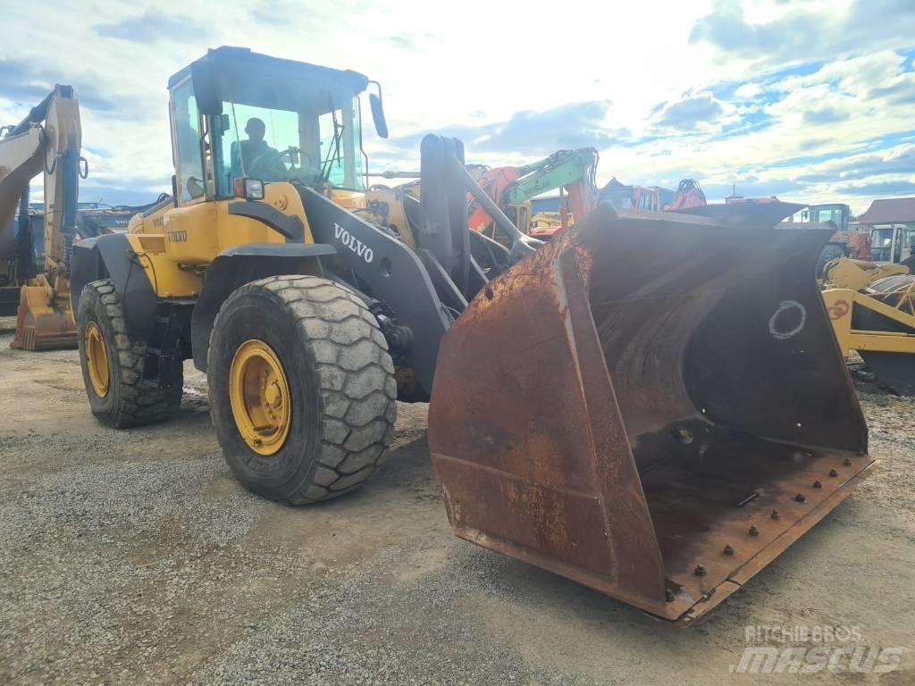 Volvo L 120 E Kolesni nakladalci