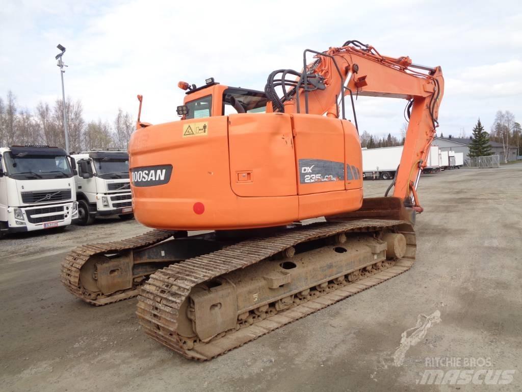 Doosan 235 LCR Bagri goseničarji