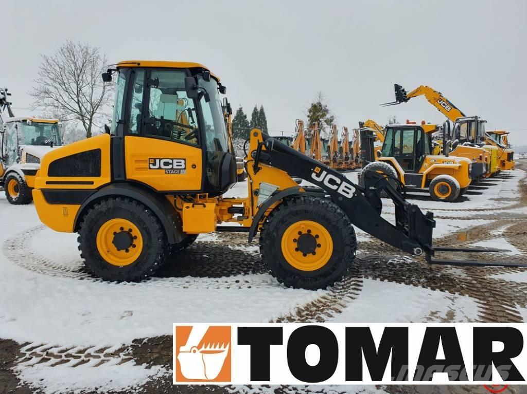 JCB 409 Kolesni nakladalci
