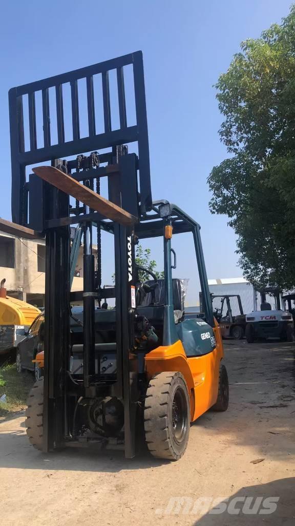 Toyota FD 50 Dizelski viličarji